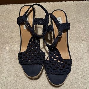 Steve Madden blue wedges